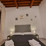 The Lux 4* Φλωρεντία