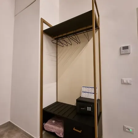 The Lux Bed & Breakfast 4*