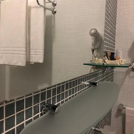 The Lux Bed & Breakfast 4*